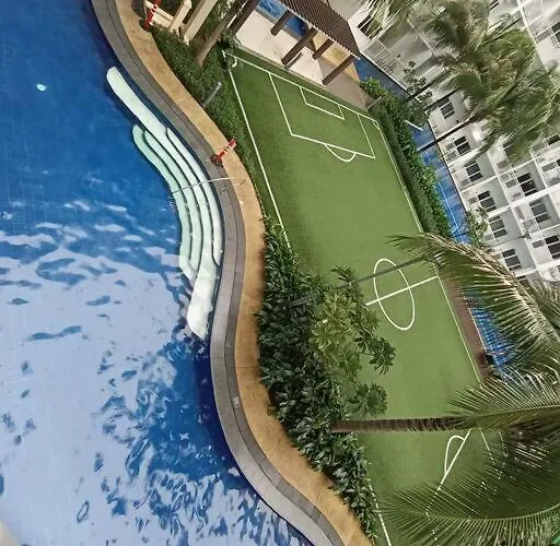 2bedroom 2bath Near Moa With Balcony Facing Pool Апартаменты