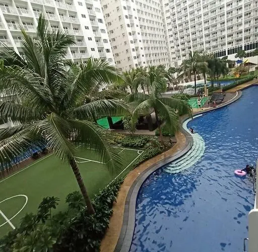 2bedroom 2bath Near Moa With Balcony Facing Pool * Манила