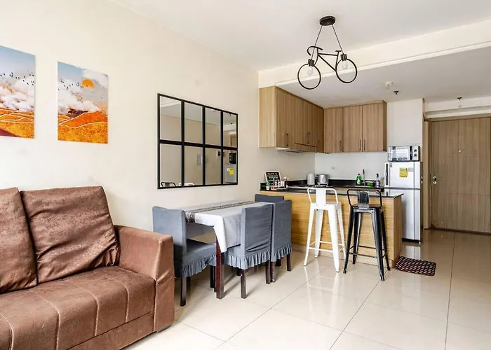 Апартаменты 2bedroom 2bath Near Moa With Balcony Facing Pool *