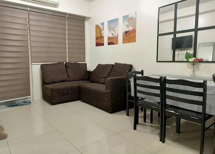 2bedroom 2bath Near Moa With Balcony Facing Pool Апартаменты Манила